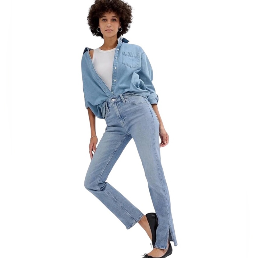 NWT GAP High Rise Straight Fit Denim Jeans, Light Wash Blue, Women's 34 (18)